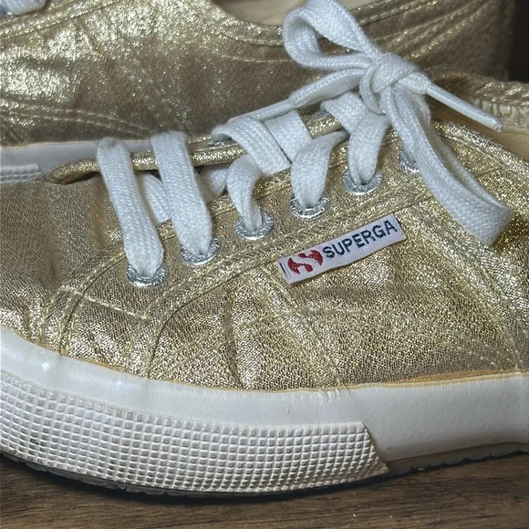 Superga 2750 Stylish Gold Metallic Canvas Low Top Sneaker Shoe WMN 9.5 men 8 - Picture 1 of 12